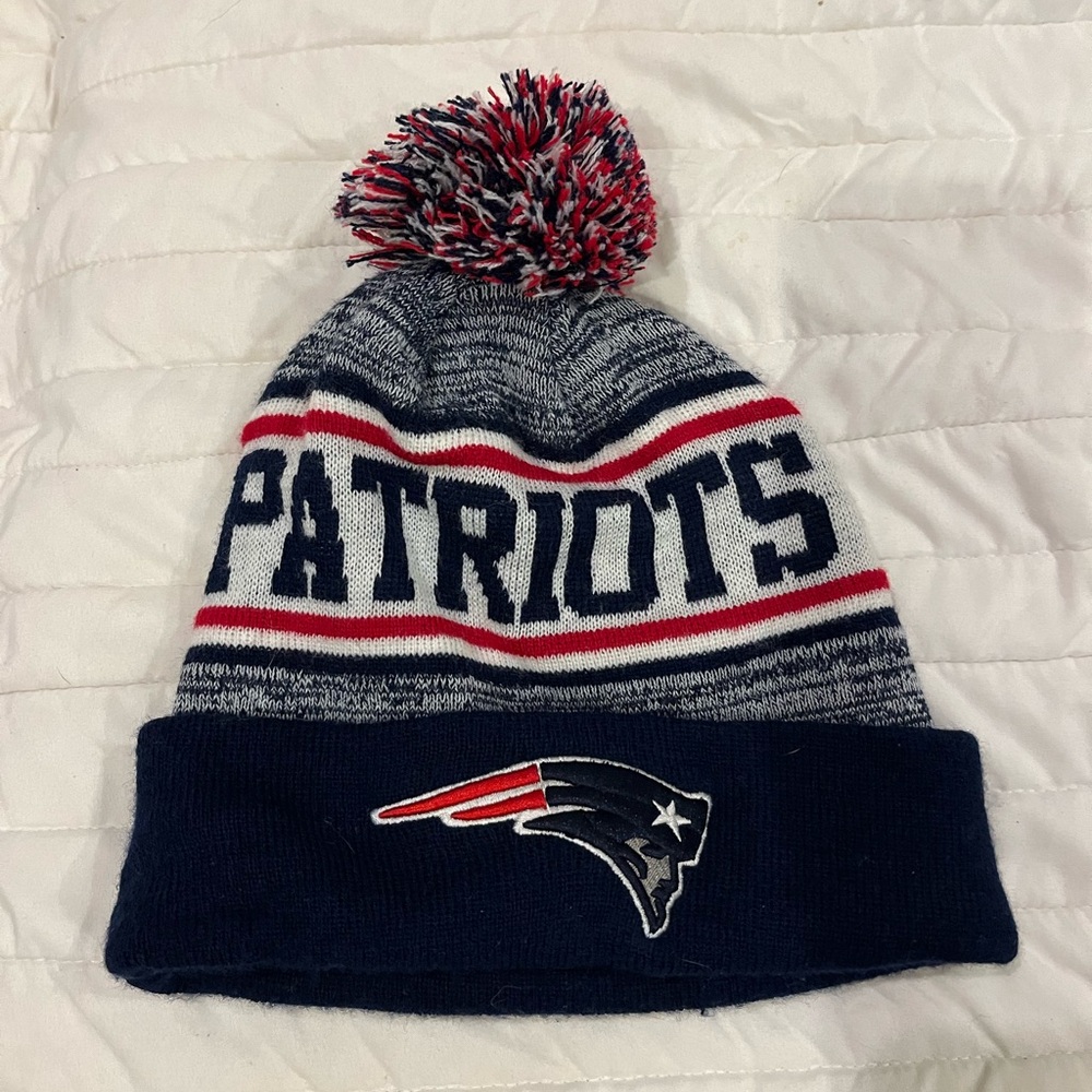 New England Patriots winter hat with Pom
